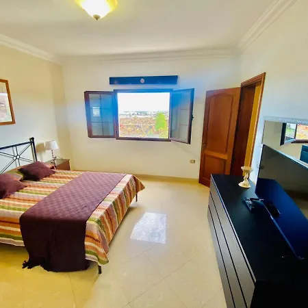 Villa Rural Los Abuelos Ferienhaus Mala